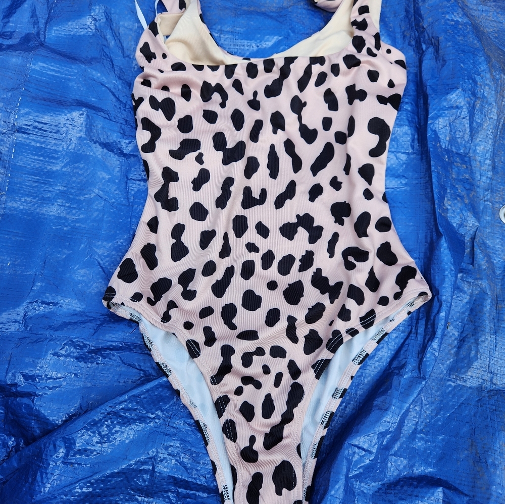Princess Polly Leopard Bodysuit